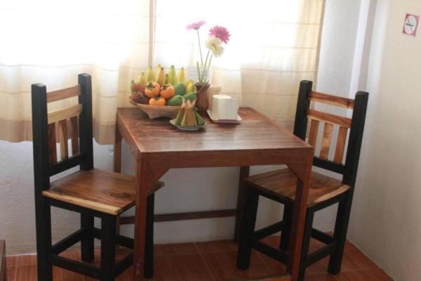 Banana Hostel Donmuang Банкок Екстериор снимка